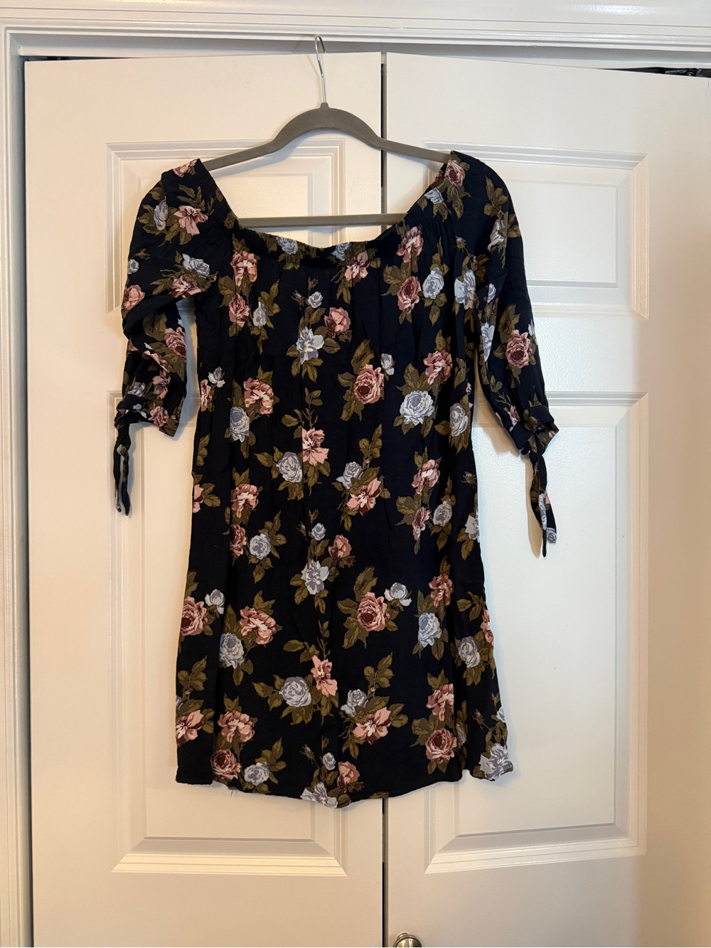 Abercrombie & Fitch Black Floral Dress
